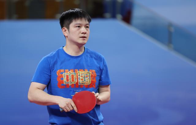 开云体育下载-积分赋零+罚款难以承受 樊振东、陈梦退出世界排名