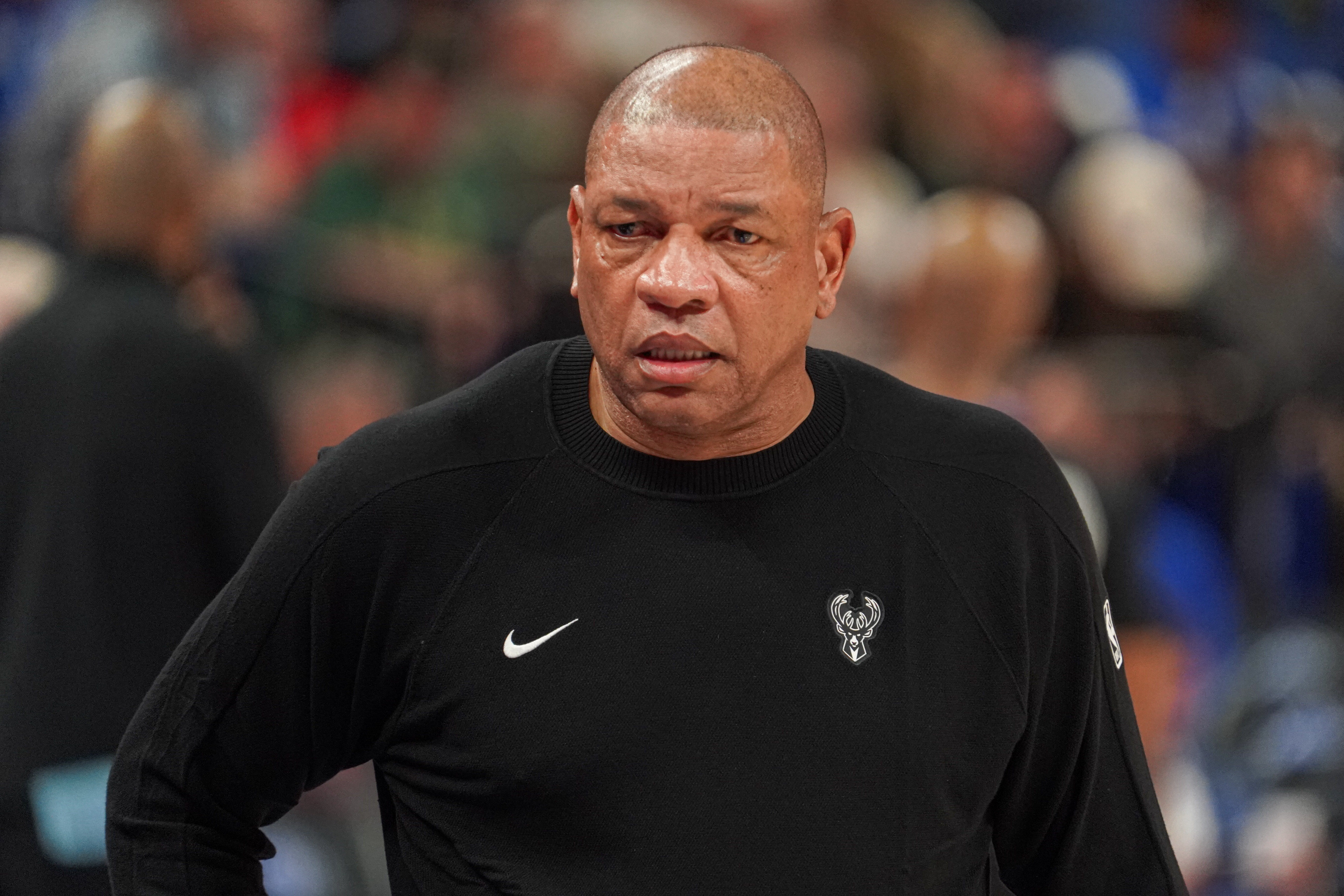 开云体育app-雄鹿为何无法克服困境？里弗斯：实力不够强 也存在健康问题